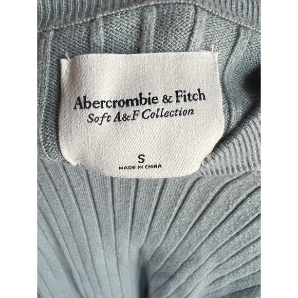 Abercrombie & Fitch Women's Soft A&F Collection Sage Green Sweatshirt Size Small - Picture 6 of 8